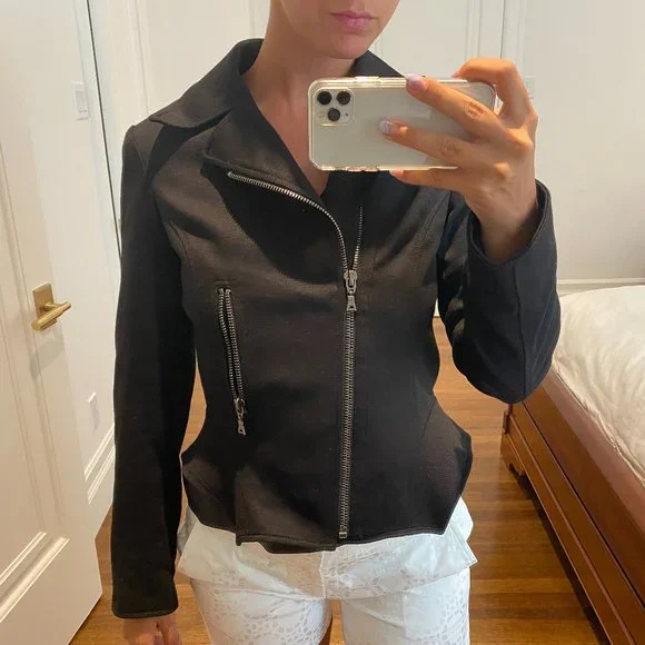 Tahari Blazer - Picture 1 of 3